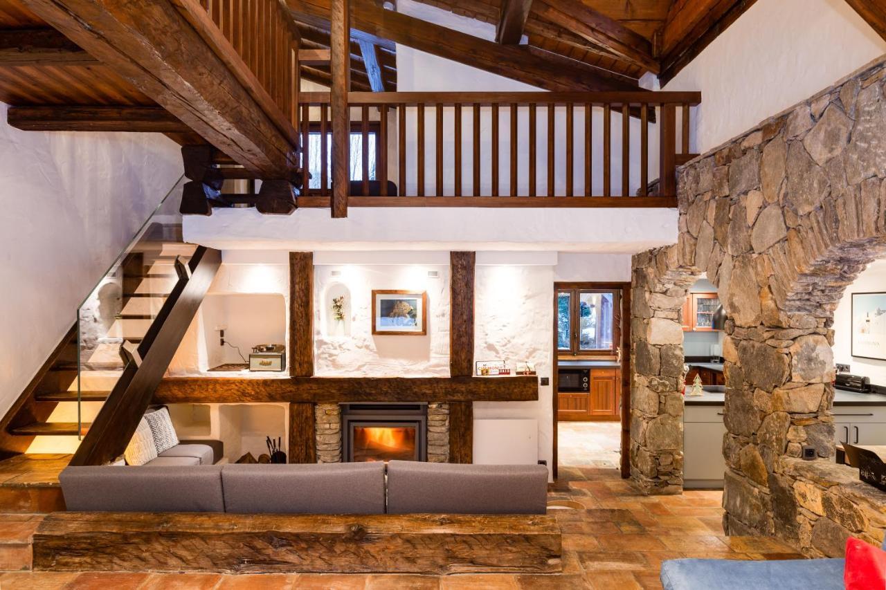 Chalet Les Praz - 280Sqm - Sauna Cinema Fitness - 5 Bedrooms In Heart Of Les Praz - By Cozee Rentals Chamonix Zewnętrze zdjęcie